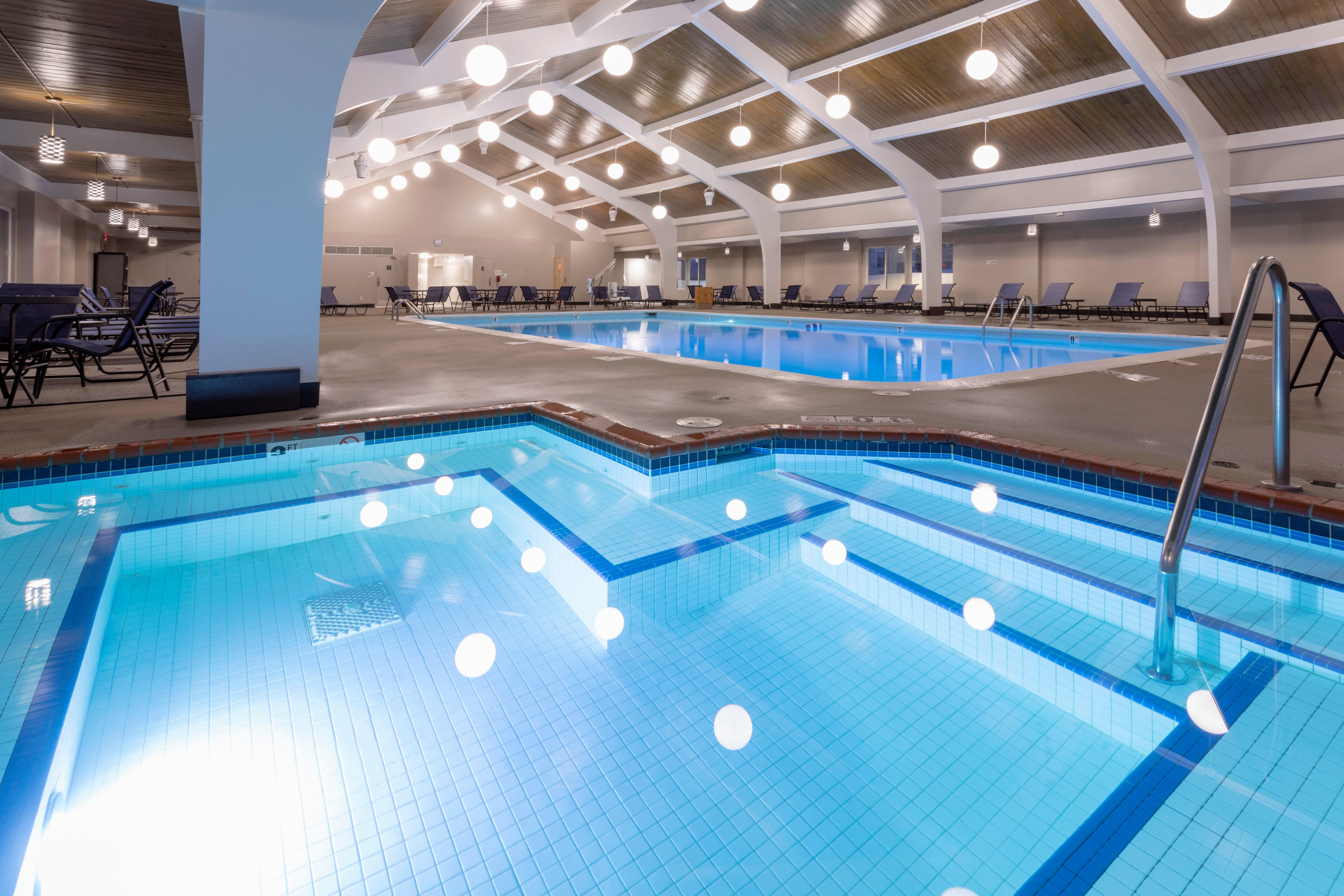 Holiday Inn Marquette By Ihg Esterno foto