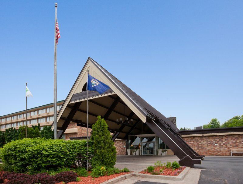 Holiday Inn Marquette By Ihg Esterno foto